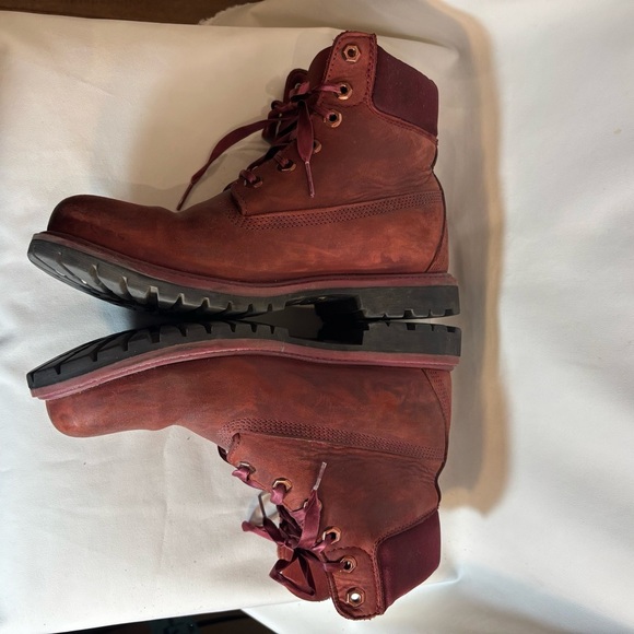 TIMBERLAND Sz 9.5 Red Leather Lace Up Boots With Satin Laces Chunky Soles - Picture 3 of 13